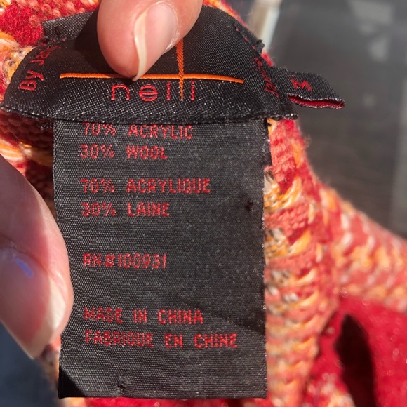 Cutest!! 🍁🍂 wool blend top - Picture 7 of 10